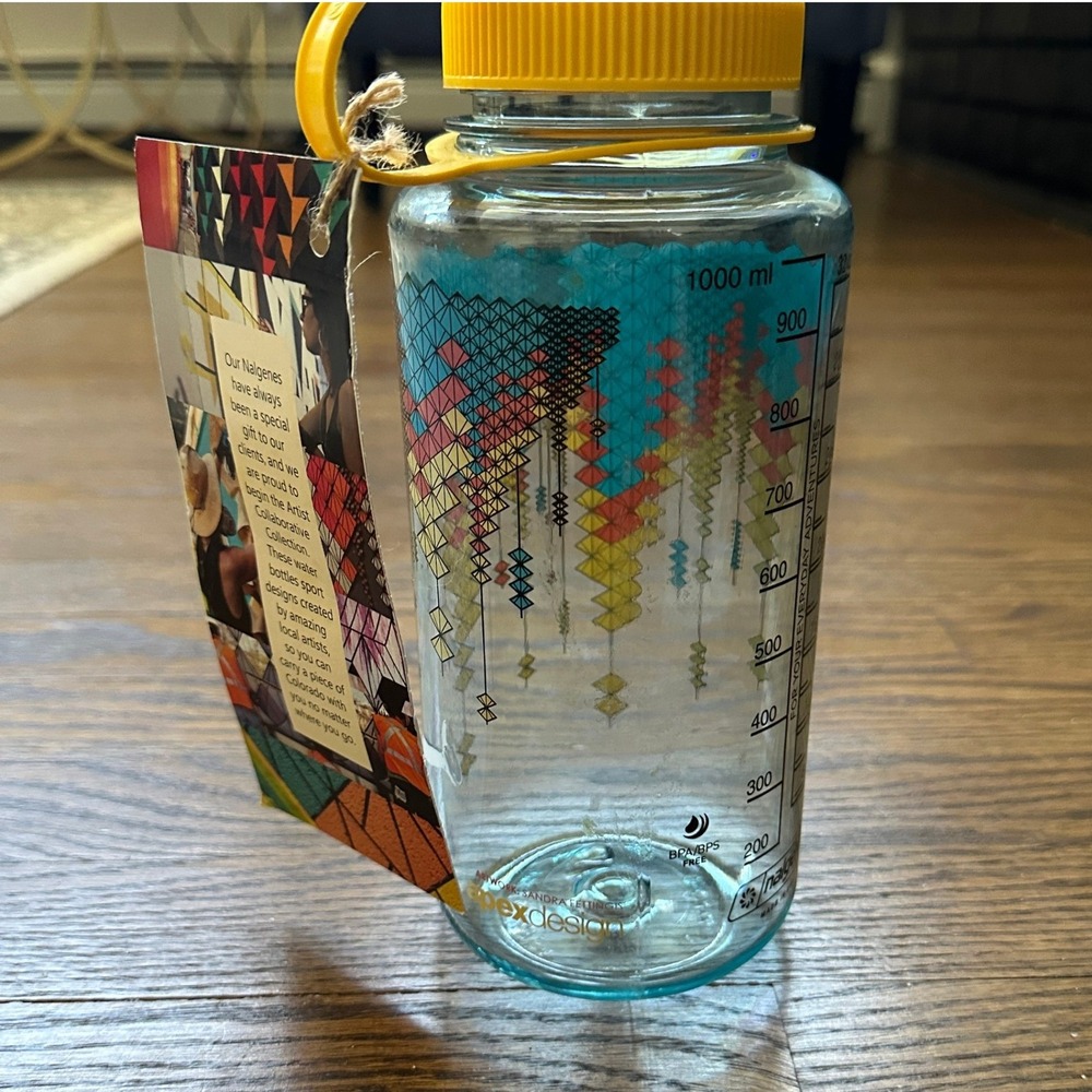 Nalgene Artist Sandra Fettingis Unisex 32oz Blue Geometric Hiking Gym Bottle